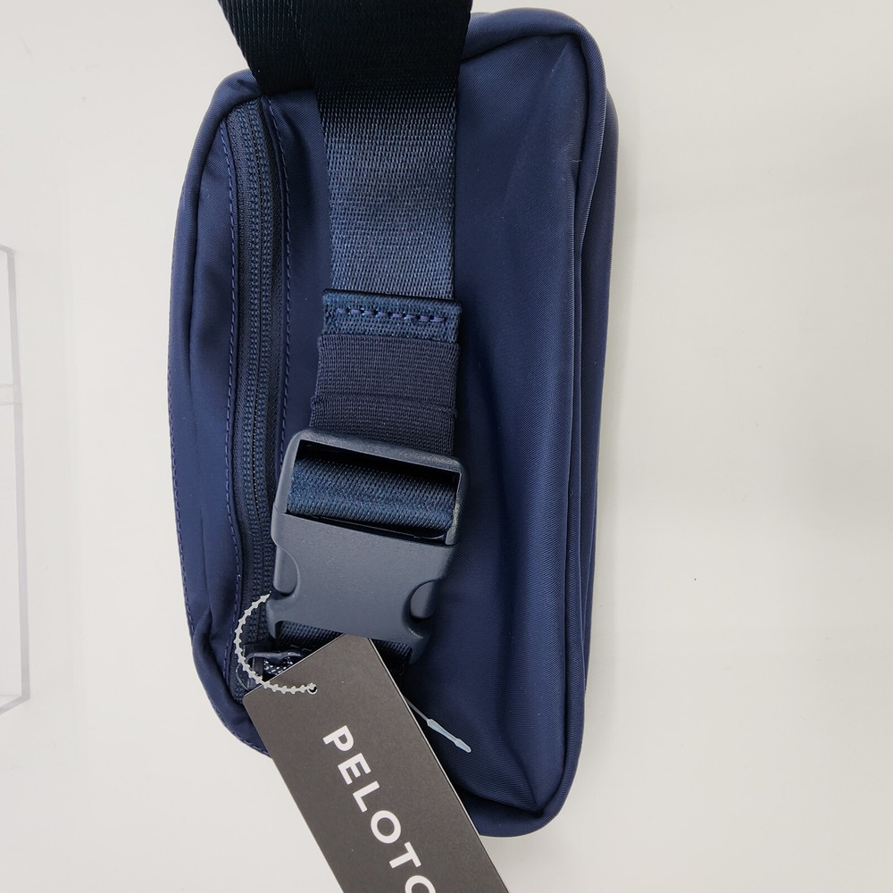 Lululemon x Peloton Everywhere Belt Bag 1L True Navy Adjustable Strap NEW w/ Tag - Picture 10 of 15